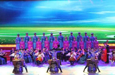 花滿草原 通遼文聯第六次代表大會專場文藝晚會，譜寫新時代文藝華章